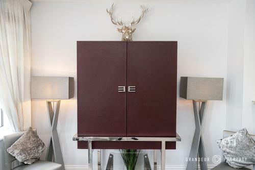 Apartamento Glamorous 2 Bed, Central Location, Scenic Views, Parking