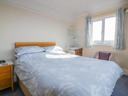 Yellow Sands Apartment 7