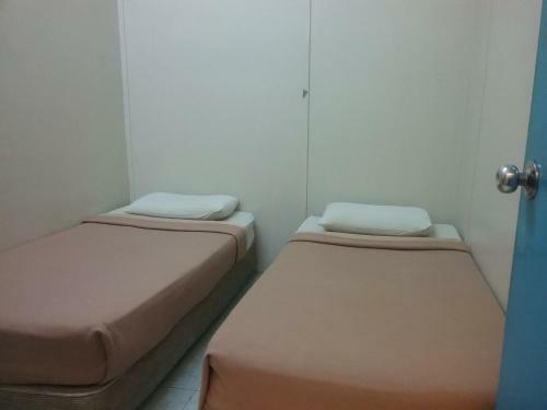 Posada Alora Budget Inn