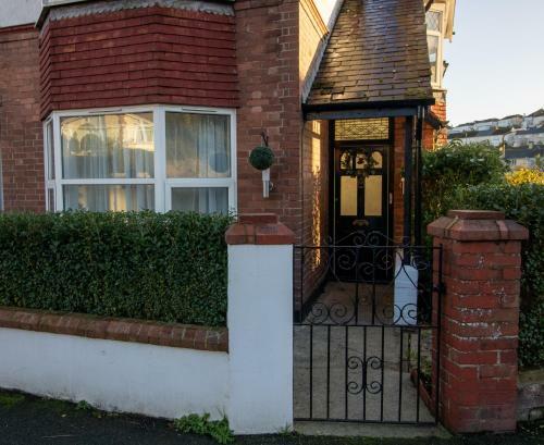No.89 Stylish Ground Floor Apartment