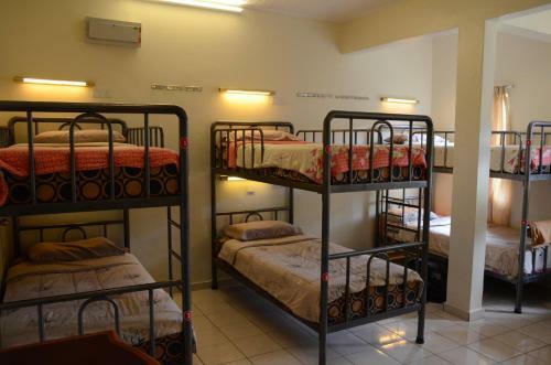 Hostal Fathers Guesthouse