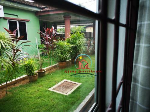 Ayang Guesthouse Parit Buntar
