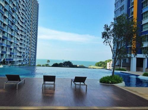 Apartamento Lumpini Parkbeach Pattaya Pool View