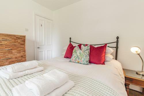 Outstandingly Beautiful Apartment With Parking