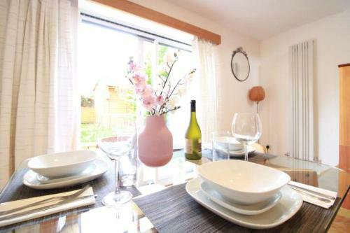Cheerful Two-bedroom Residential Home