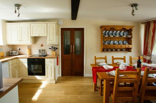 Portclew Cottages