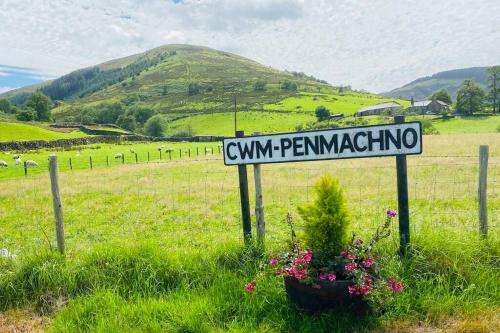 Pen Y Cwm