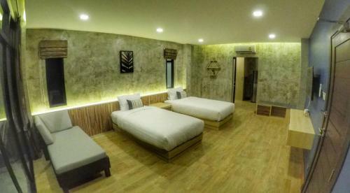 Hostal Busaba House