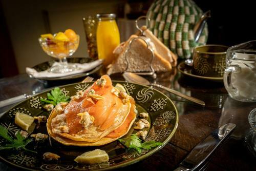 Hostal Taldraeth - Old Vicarage Guest House