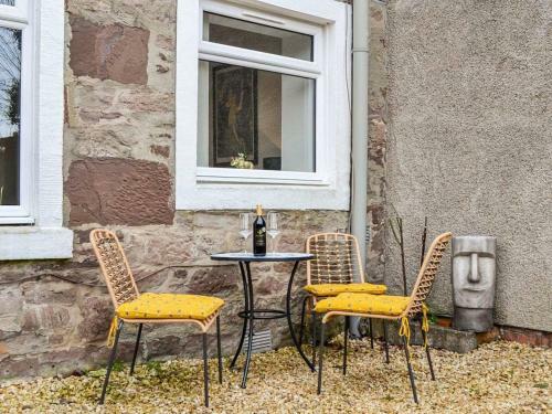 Bumblebee Cottage