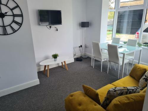 Apartamento Spacious Semi Ideal For Relaxing Break/work Stay