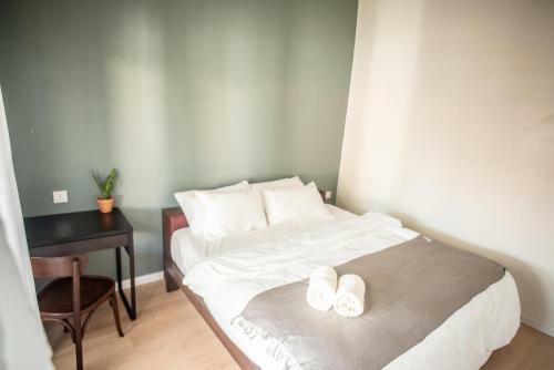 M12 Homestay