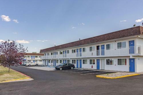 Motel 6 Cheyenne