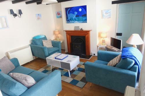 Blue Cat Cottage