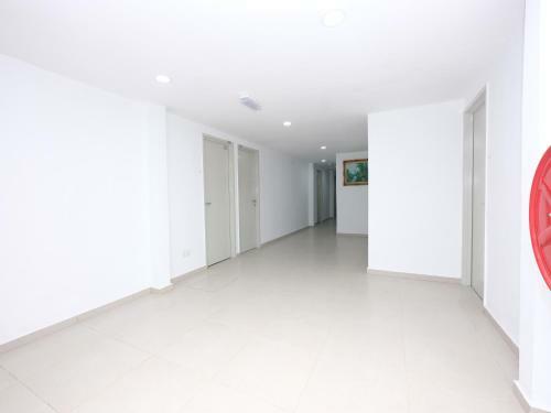 Oyo 44043 First Garden Hotel