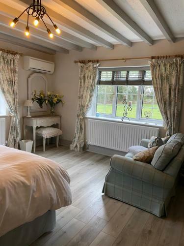 Bed & Breakfast Ticketyboo Suites