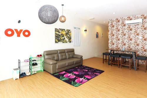 Oyo 90456 Hotel Tgl