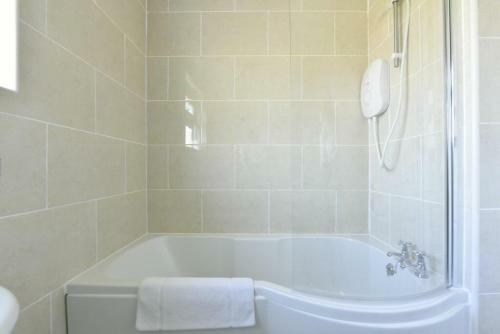 Spacious 4 Bedroom Apartment