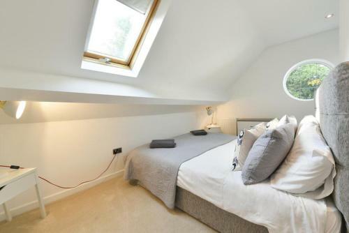 Spacious 4 Bedroom Apartment