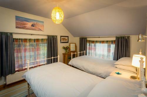 1 Tan Yr Eglwys Barn Cottage