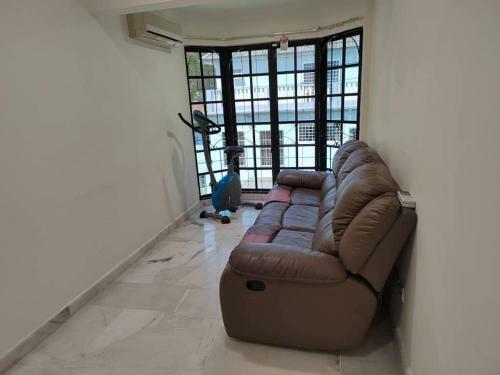 Petaling Jaya Ecovilla 90 By Vale Pine