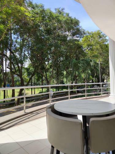 Petaling Jaya Ecovilla 90 By Vale Pine