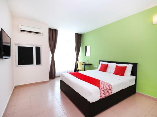 Oyo 816 Hotel De Kiara