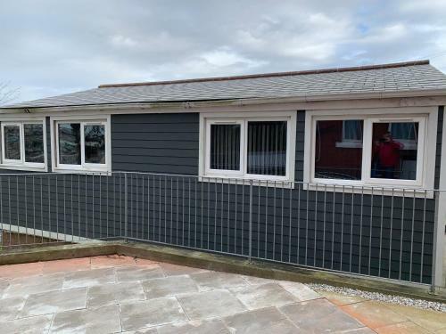 Apartamento 3 Bed Bungalow Waterloo By Pureserviced