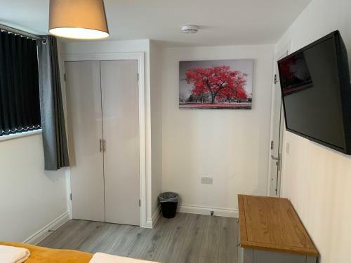 Apartamento 3 Bed Bungalow Waterloo By Pureserviced
