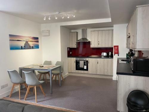 Octagon Apartment 1