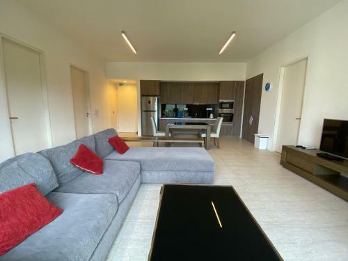 Apartamento By The Sea Beachfront Home