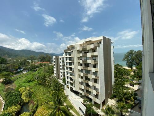 Apartamento By The Sea Beachfront Home