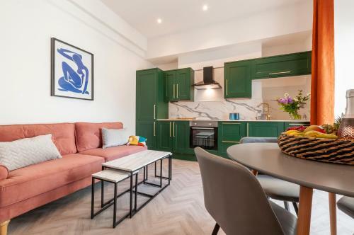 Wyndham Square Apartments By K Boutique