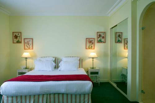 Hotel La Pyramide