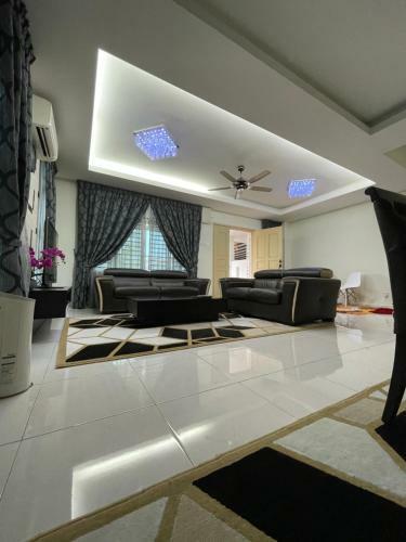 3r D'latania Senawang