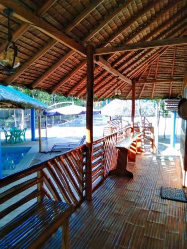 Happy Bear Moalboal Traditional Hut