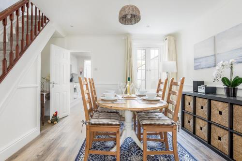 Oyster Cottage - 200 Yds To Harbour