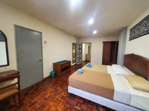 Apartamento Atas @star Regency