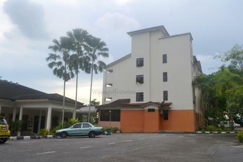 Posada Wawa's Golf View Inn