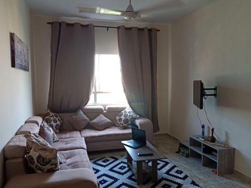 Apartamento Ayanoor Homestay