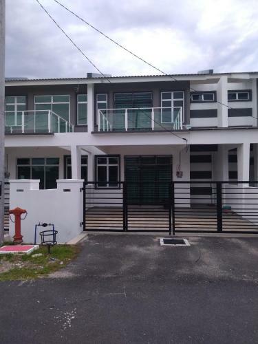 Homestay Seri Takir