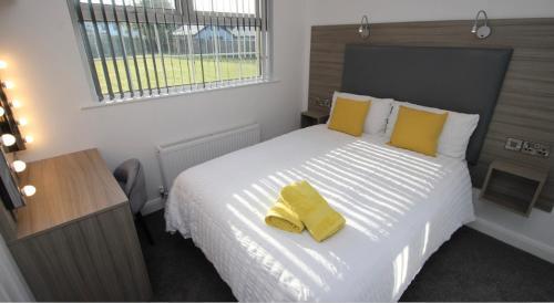 Bed & Breakfast Guest Rooms @ 128