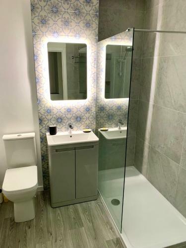La Brisa-fully Refurbished, Perfect Local, Pet Friendly