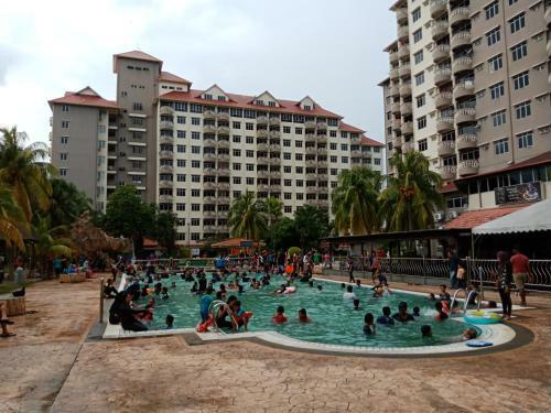 Glory Beach Resort Private Apartment