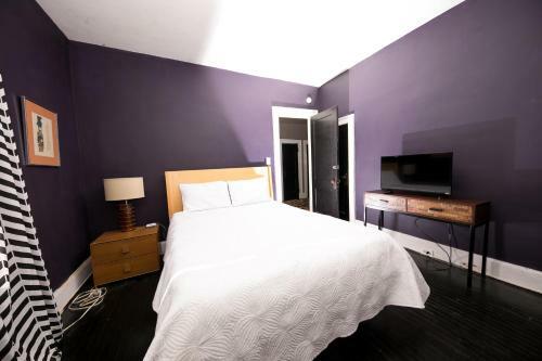 Hopkins Park Bed And Breakfast