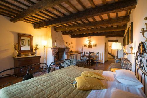 Hotel Castello Di Proceno Albergo Diffuso In Dimora D'epoca