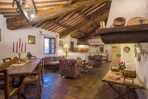 Hotel Castello Di Proceno Albergo Diffuso In Dimora D'epoca