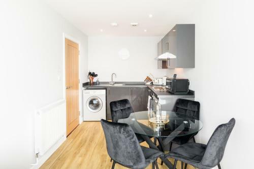 Modern City Centre 2 Bedroom Apartment