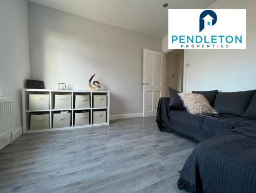 2 Bed Apartment For Contractor & Leisure Stays