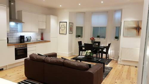 Apartment At 5 Victoria Parade